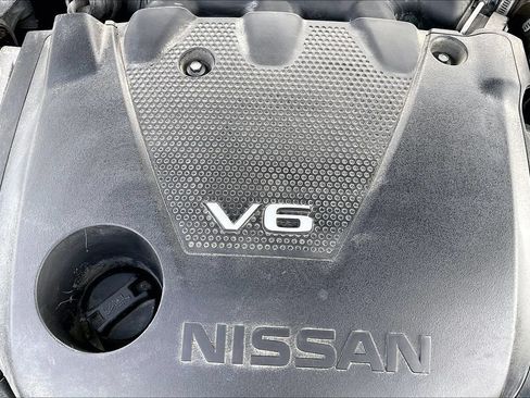 Used 2023 Nissan Maxima SL FWD image 37