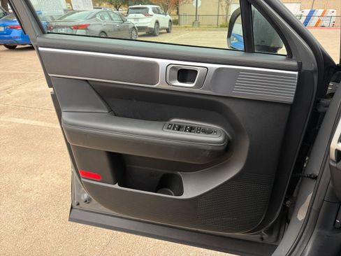 Used 2025 Hyundai Santa Fe SEL image 21