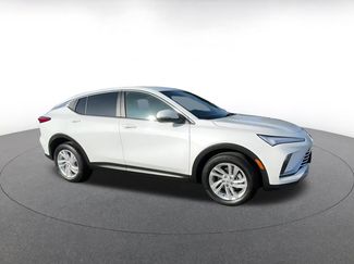 Used 2025 Buick Envista Preferred video 2