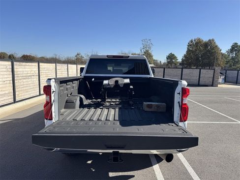 Used 2022 Chevrolet Silverado 2500 LTZ w/ Safety Package image 22