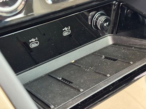 New 2025 Audi Q5 2.0T Premium image 30