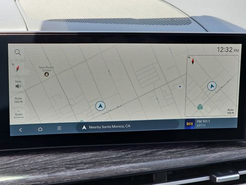 Certified 2025 Hyundai Santa Fe Limited image 28