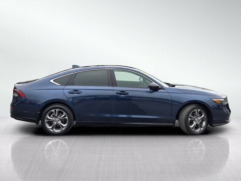 Used 2024 Honda Accord EX image 3