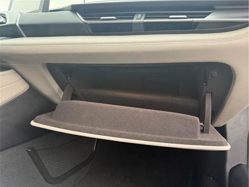 Used 2016 BMW i8 image 41