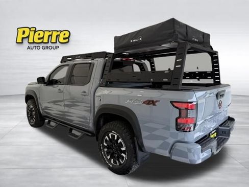 Used 2024 Nissan Frontier PRO-4X AWD/4WD image 2