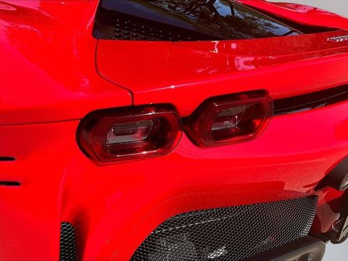 Used 2022 Ferrari SF90 Stradale AWD/4WD image 20