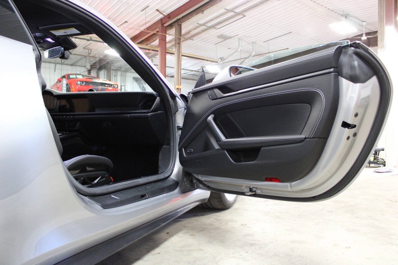 Used 2026 Porsche 911 GT3 RWD image 22
