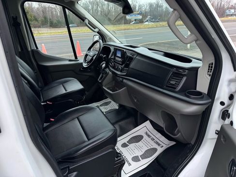 Used 2023 Ford Transit 150 Medium Roof image 28