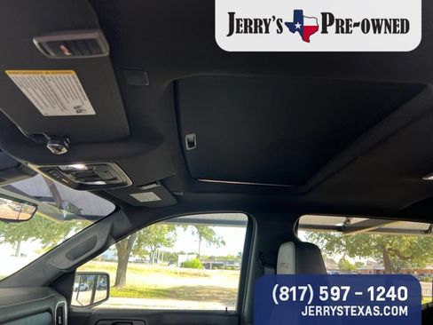 Used 2021 GMC Sierra 1500 AT4 w/ AT4 Value Package AWD/4WD image 9