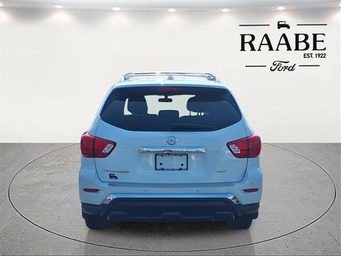 Used 2020 Nissan Pathfinder S image 6