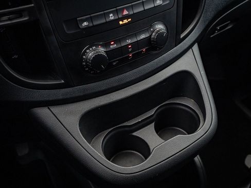 Used 2023 Mercedes-Benz Metris Passenger image 30