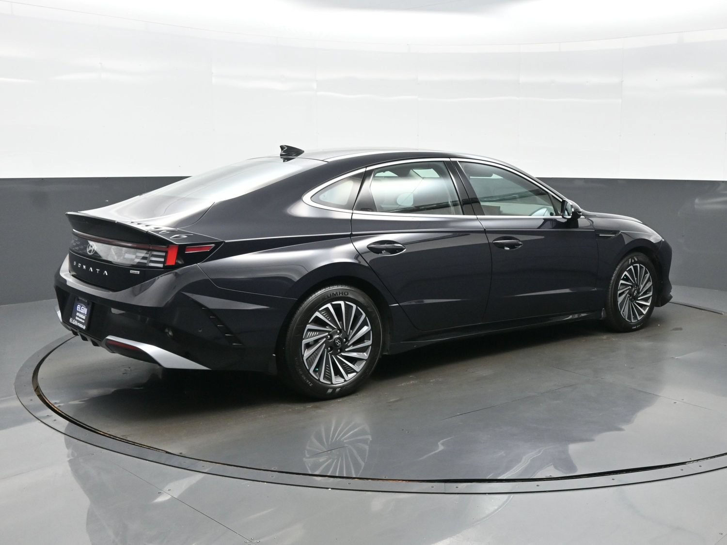 Certified 2026 Hyundai Sonata Limited FWD image 6