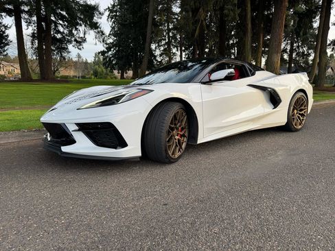 Used 2024 Chevrolet Corvette Stingray Preferred Conv w/ Z51 Performance Package image 9