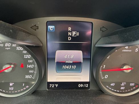 Used 2015 Mercedes-Benz C 300 4MATIC Sedan image 8