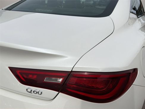 Used 2018 INFINITI Q60 3.0t Luxe w/ Sensory Package 3.0T Luxe image 14
