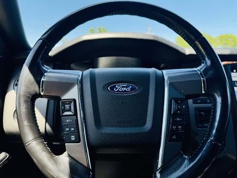 Used 2017 Ford Expedition EL Platinum AWD/4WD image 21