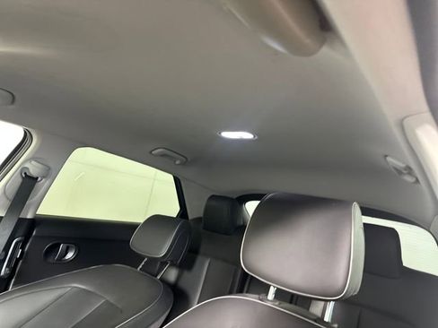 Used 2023 Hyundai Ioniq 5 SEL image 12