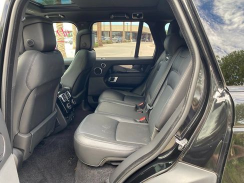 Used 2021 Land Rover Range Rover AWD/4WD image 18