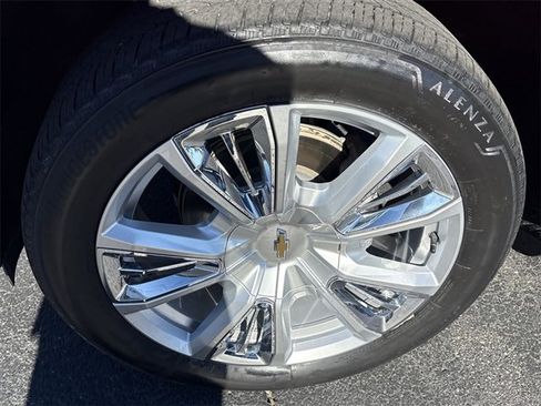 Certified 2023 Chevrolet Tahoe High Country w/ Premium Package 2 image 33