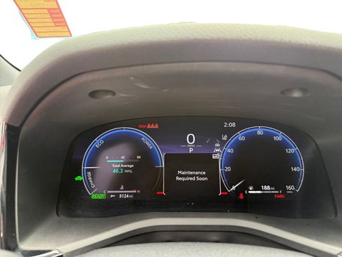 Used 2025 Toyota Camry XSE FWD image 11