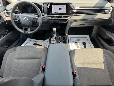 Used 2026 Toyota Camry LE FWD image 17