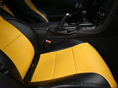 Used 2008 Chevrolet Corvette Convertible w/ Preferred Equipment Group image 18