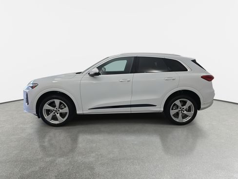 New 2025 Audi Q5 Premium Plus image 8