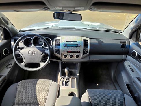 Used 2006 Toyota Tacoma 4x4 Access Cab V6 image 14