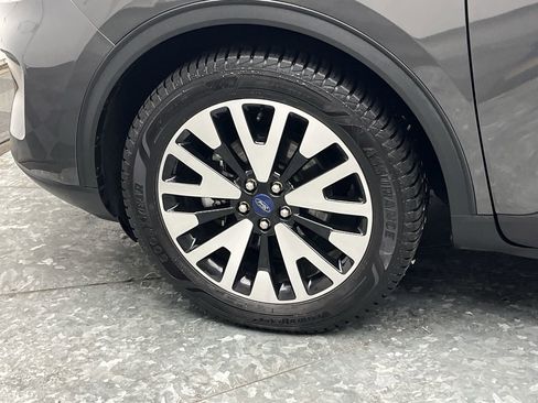 Certified 2020 Ford Escape SE Sport image 37