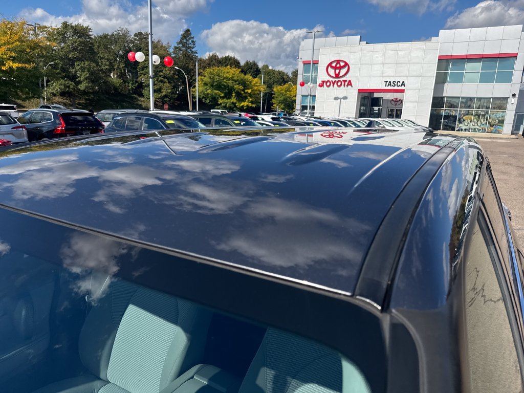 Used 2020 Toyota Highlander LE AWD/4WD image 46