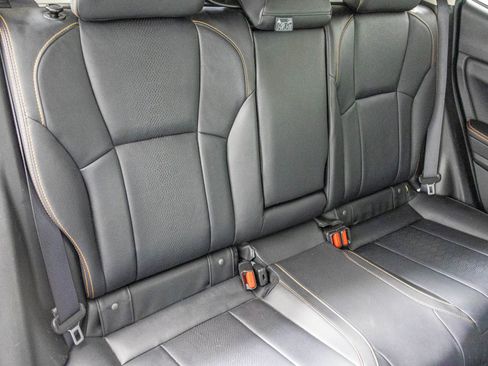 Used 2019 Subaru Crosstrek 2.0i Limited w/ Moonroof Package w/Navigation image 32