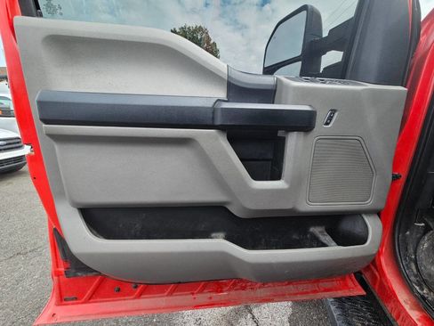 Used 2019 Ford F250 XL w/ STX Appearance Package AWD/4WD image 15