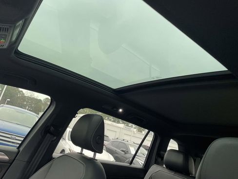 Used 2024 Volkswagen Tiguan SE R-Line w/ MDO Package, Three-Row image 30