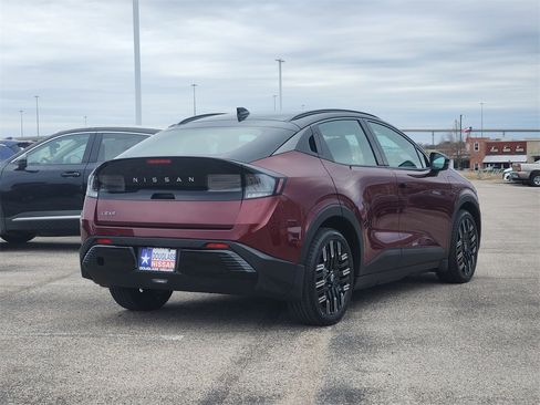 New 2026 Nissan Leaf Platinum+ image 3