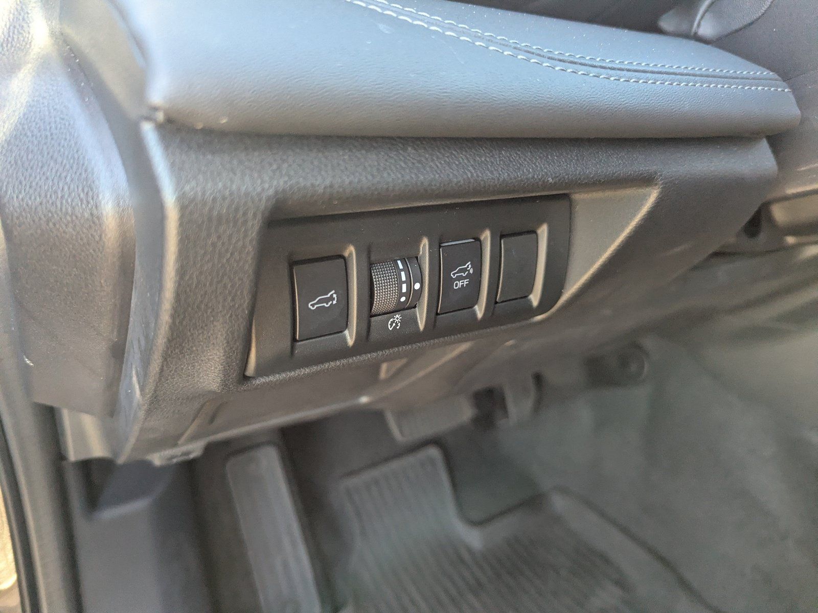 Used 2021 Subaru Outback Limited AWD/4WD image 22