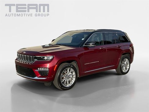 Used 2025 Jeep Grand Cherokee Summit image 3