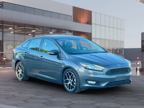 Used 2017 Ford Focus SEL w/ Interior Protection Package FWD image 12