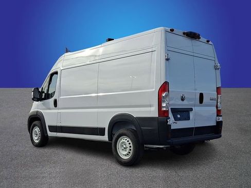 Used 2024 RAM ProMaster 2500 w/ Safety Group image 6