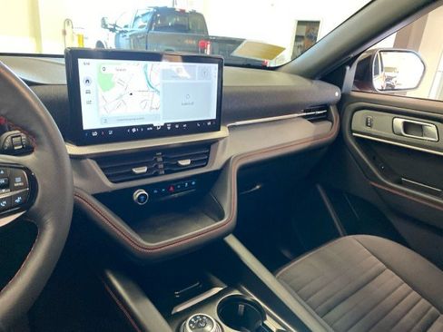 Certified 2025 Ford Explorer ST-Line AWD/4WD image 13