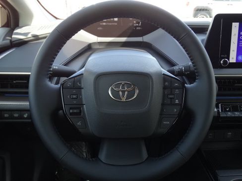 New 2026 Toyota Prius XLE FWD image 16