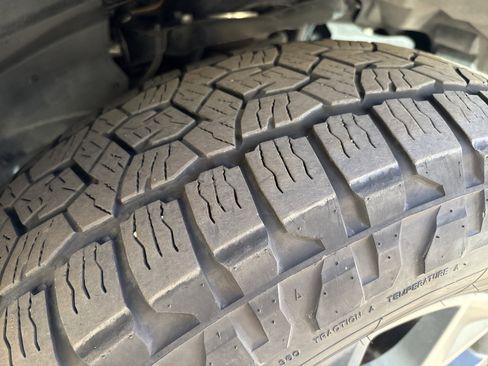 Used 2024 Lexus GX 550 image 12