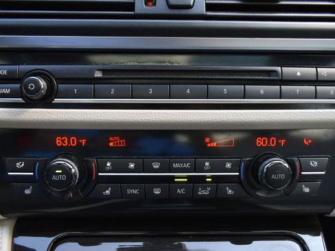 Used 2015 BMW 550i Sedan image 23