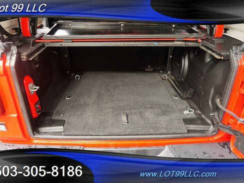 Used 2018 Jeep Wrangler Unlimited Rubicon AWD/4WD image 16