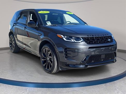 Certified 2025 Land Rover Discovery Sport Dynamic SE image 3