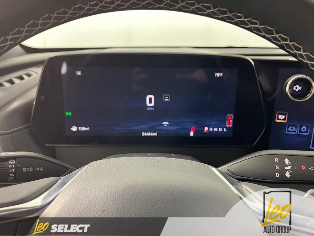 Used 2026 Chevrolet Traverse LT w/ Driver Confidence Package FWD image 20