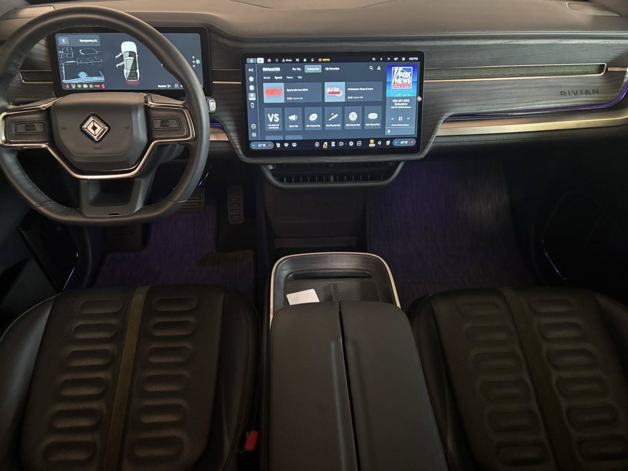 Used 2025 Rivian R1S Adventure Dual AWD/4WD image 9