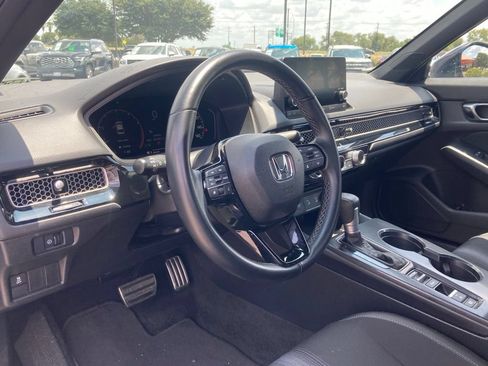 Used 2025 Honda Civic Sport image 9