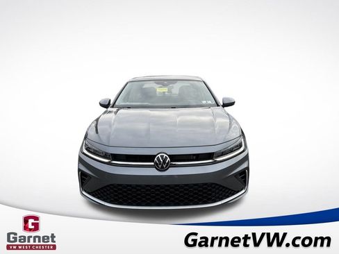 New 2026 Volkswagen Jetta SE image 8
