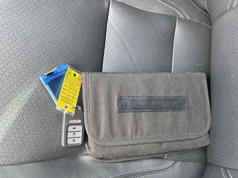 Used 2016 Honda Accord EX-L image 30