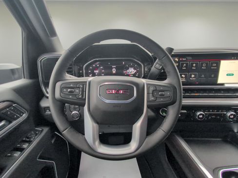 New 2026 GMC Sierra 2500 SLT w/ SLT Premium Package image 11